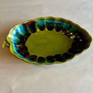 Vintage Treasure Craft Style Retro Green Rainbow Leaf Dish/Bowl 9"L X 5.5"W